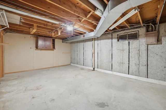 $235,500 | 3560 Montlake Drive, Rockford, IL 61114