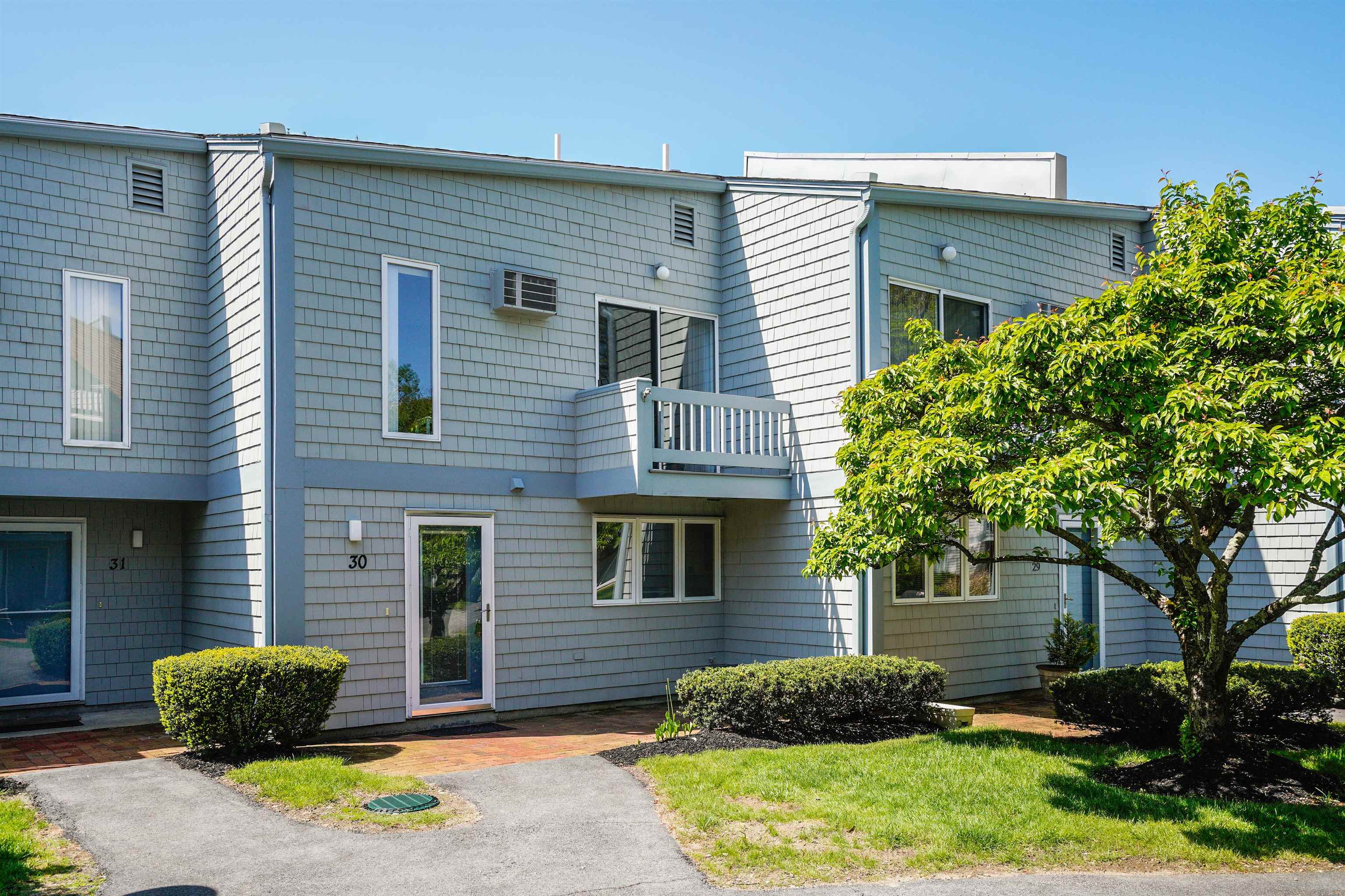 23 Cusack Road, Unit 30 Hampton, NH 03842 - Photo 3 of 37