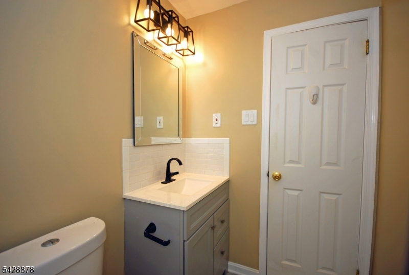 76 Farm Road, Unit E Hillsborough, NJ 08844 - Photo 11 of 17