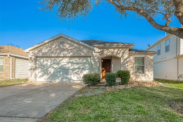 $2,000 | 7814 Crestbrook Manor Lane, Cypress, TX 77433