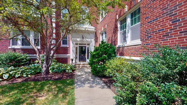 $899,000 | 52 Babcock Street, Unit 1, Brookline, MA 02446