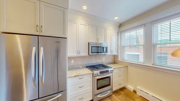 $899,000 | 52 Babcock Street, Unit 1, Brookline, MA 02446