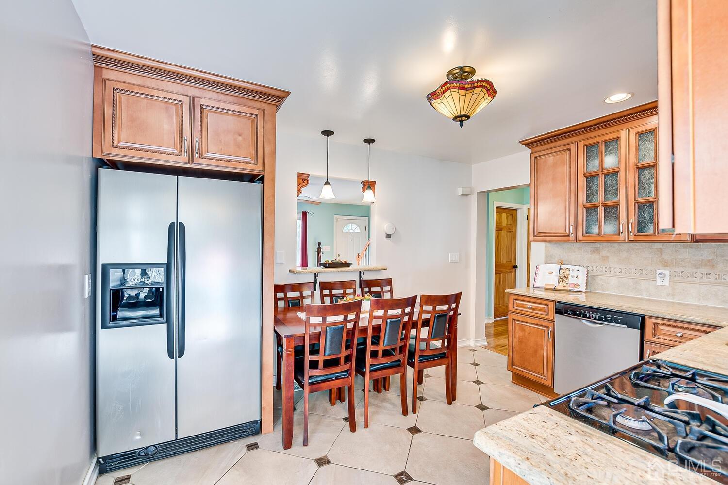 1311 Vauxhall Road Union, NJ 07083 - Photo 16 of 42 Gallery Image 16