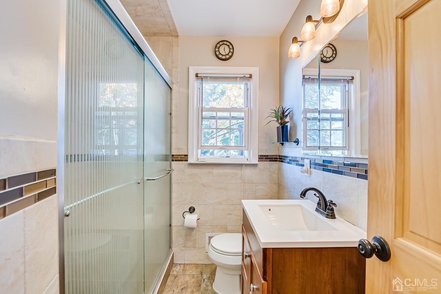 1311 Vauxhall Road Union, NJ 07083 - Photo 20 of 42 Gallery Image 20