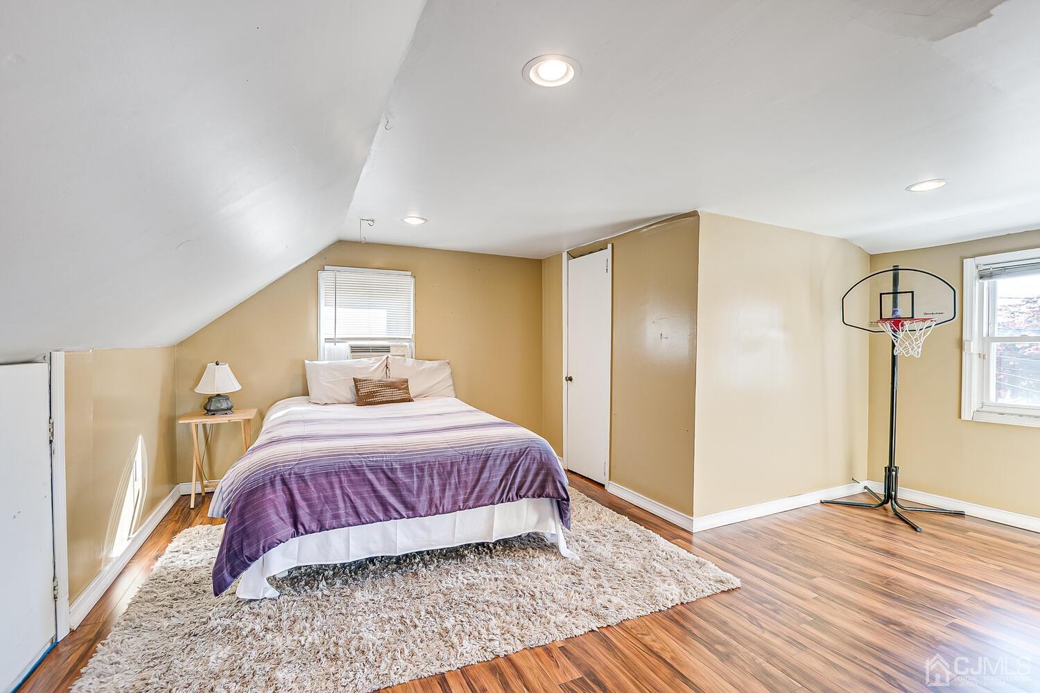 1311 Vauxhall Road Union, NJ 07083 - Photo 23 of 42 Gallery Image 23