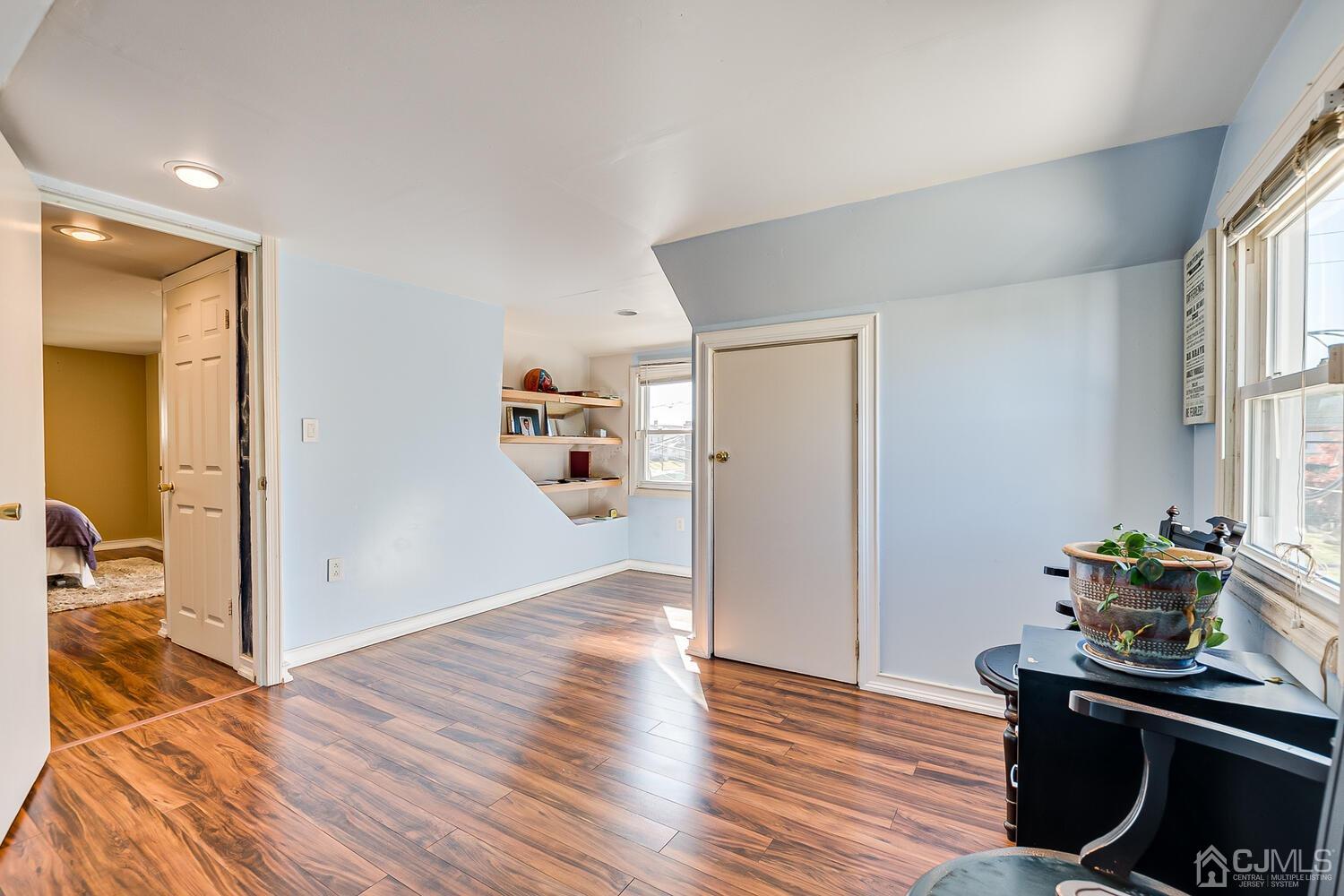 1311 Vauxhall Road Union, NJ 07083 - Photo 25 of 42 Gallery Image 25