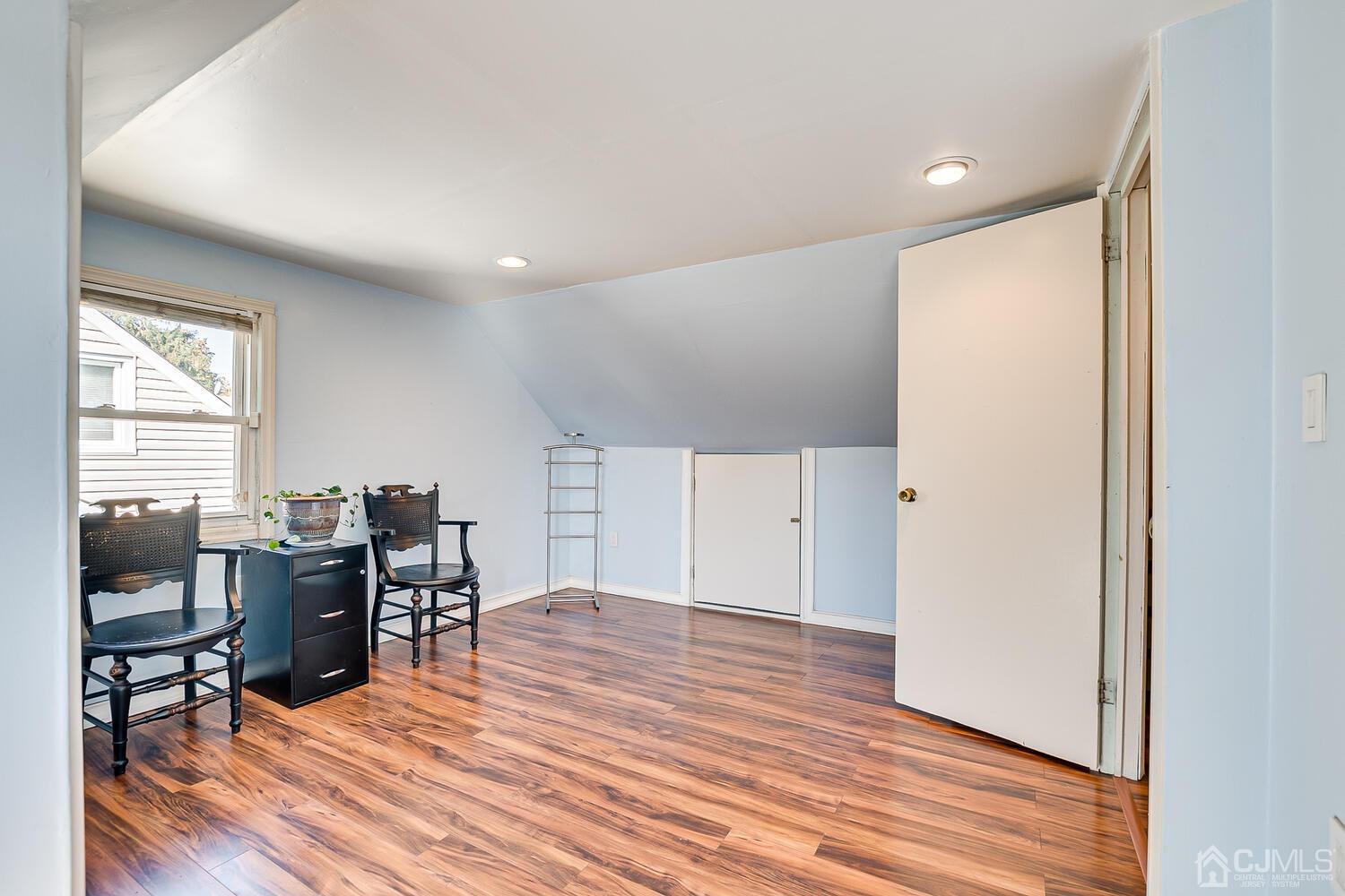 1311 Vauxhall Road Union, NJ 07083 - Photo 26 of 42 Gallery Image 26