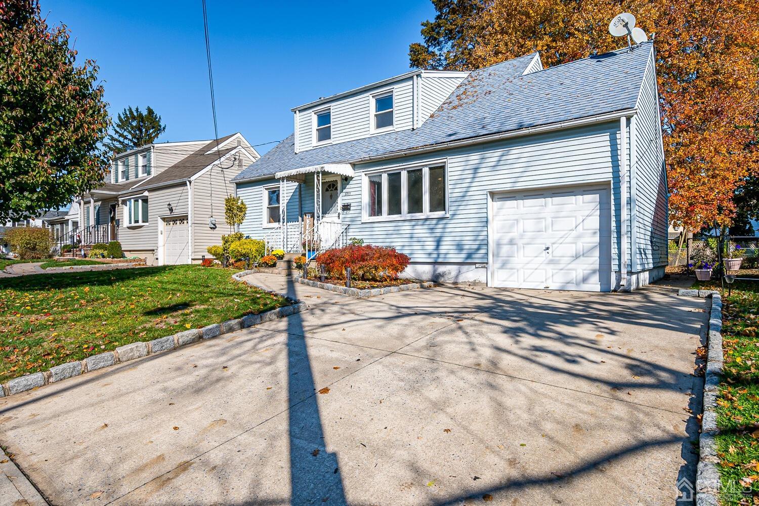 1311 Vauxhall Road Union, NJ 07083 - Photo 7 of 42 Gallery Image 7