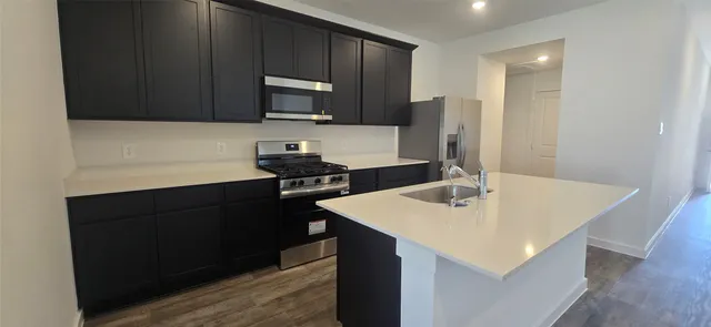 $2,150 | 1706 Stelvio Pass Drive, Richmond, TX 77469