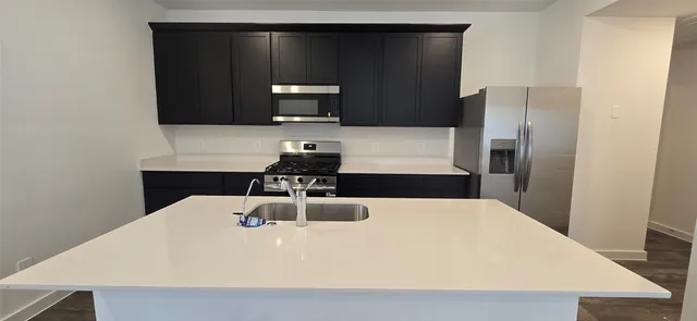 $2,150 | 1706 Stelvio Pass Drive, Richmond, TX 77469