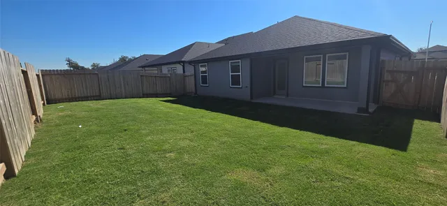 $2,150 | 1706 Stelvio Pass Drive, Richmond, TX 77469