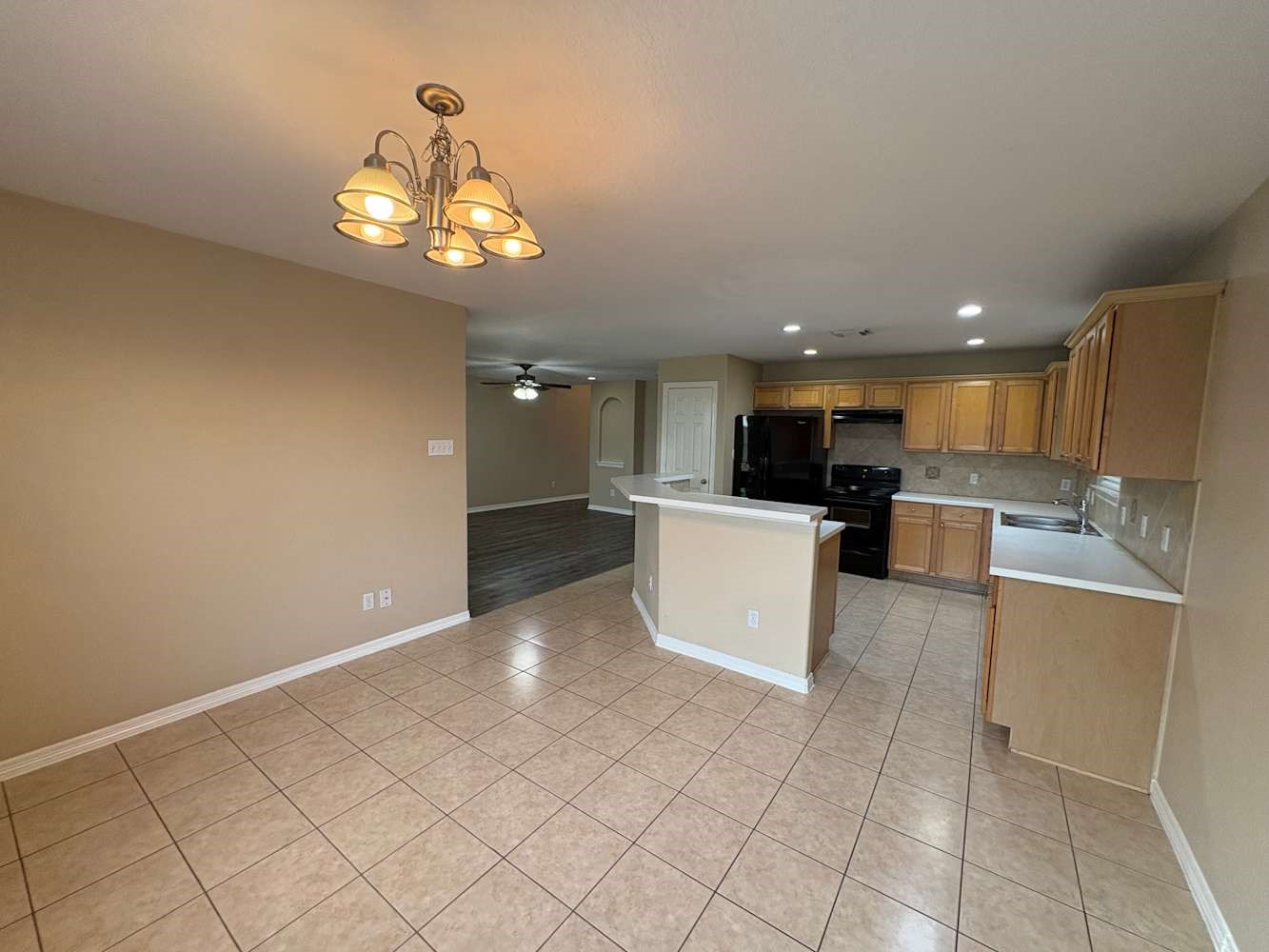 9139 Prairie Trails Drive Spring, TX 77379 - Photo 7 of 23