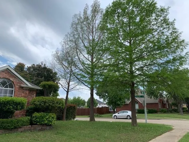 $2,400 | 2210 Meredith Lane, Garland, TX 75042