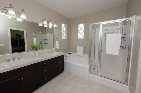 $599,000 | 1638 North Mcpherson Lane, Clovis, CA 93619