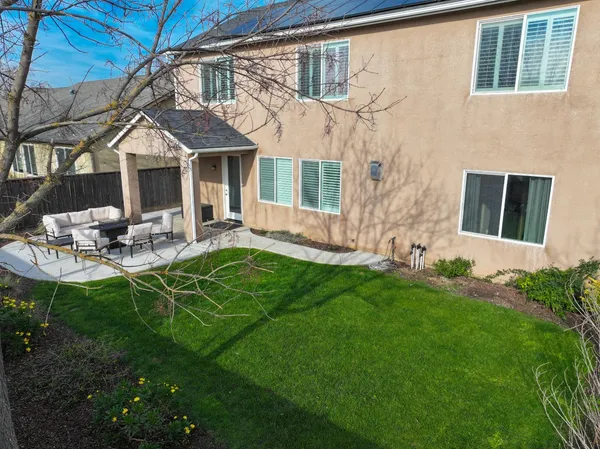 $599,000 | 1638 North Mcpherson Lane, Clovis, CA 93619