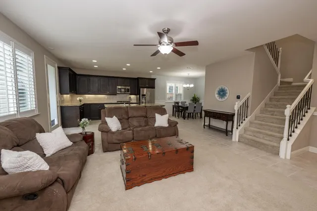 $599,000 | 1638 North Mcpherson Lane, Clovis, CA 93619