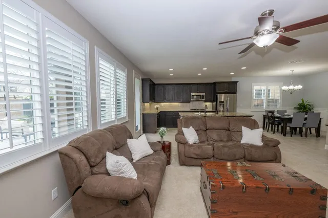 $599,000 | 1638 North Mcpherson Lane, Clovis, CA 93619