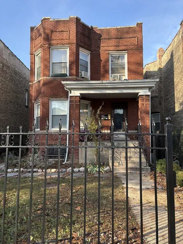 $549,900 | 3924 North Sawyer Avenue, Chicago, IL 60618