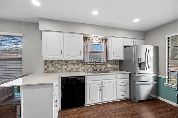 $379,900 | 3125 Teakwood Drive, Bedford, TX 76021
