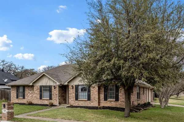 $379,900 | 3125 Teakwood Drive, Bedford, TX 76021