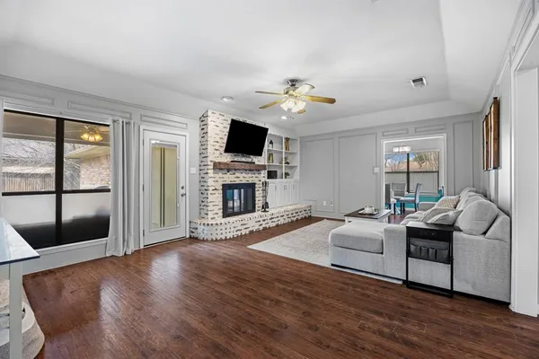 $379,900 | 3125 Teakwood Drive, Bedford, TX 76021