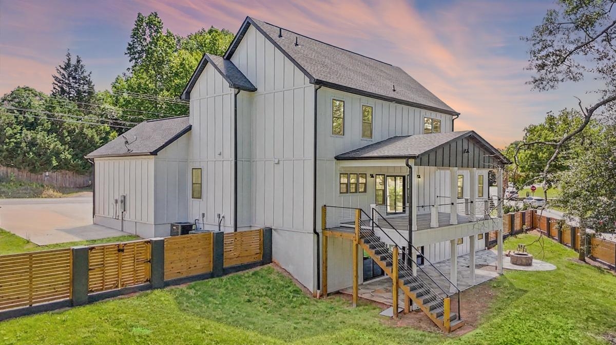 219 Glenwood Road Easley, SC 29640 - Photo 5 of 47
