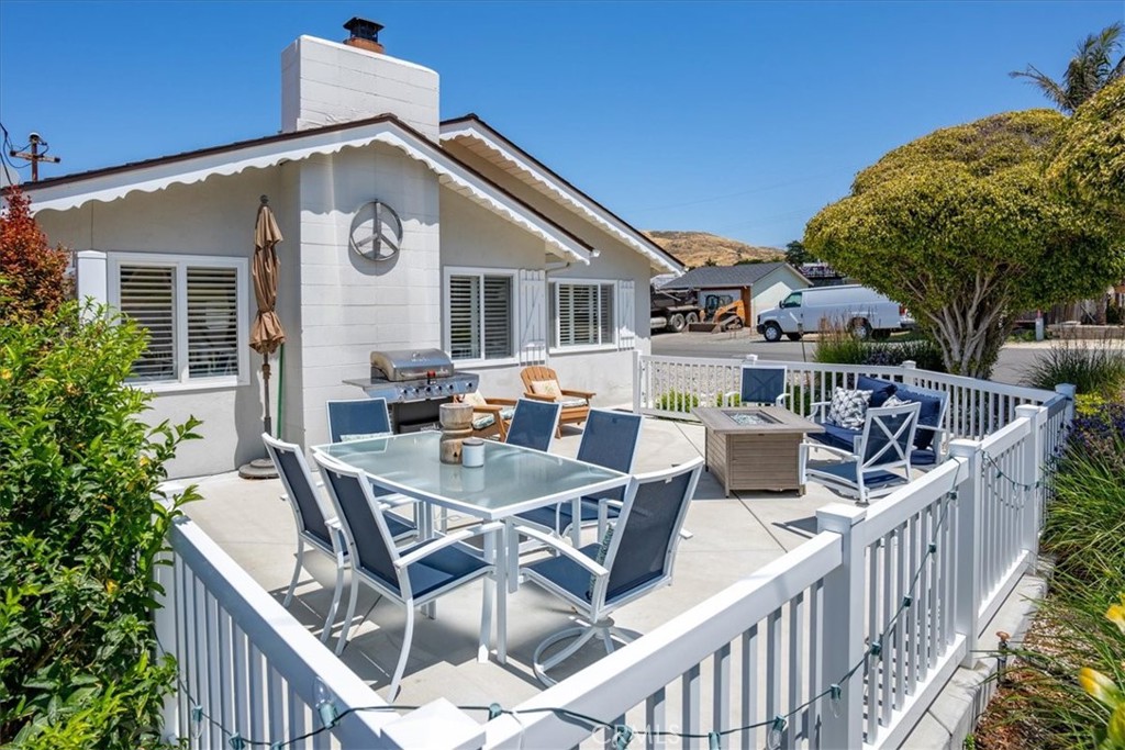 57 17th Street Cayucos, CA 93430 - Photo 6 of 24 a view of a house with backyard and porch