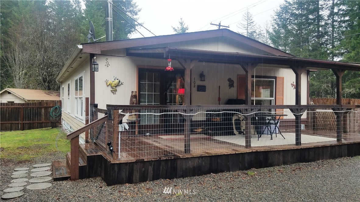 102 Sunstone Road Packwood, WA 98361 - Photo 1 of 17 Gallery Image 1