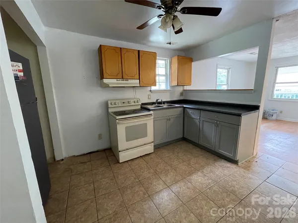 $279,000 | 410 Mill Road, Charlotte, NC 28216