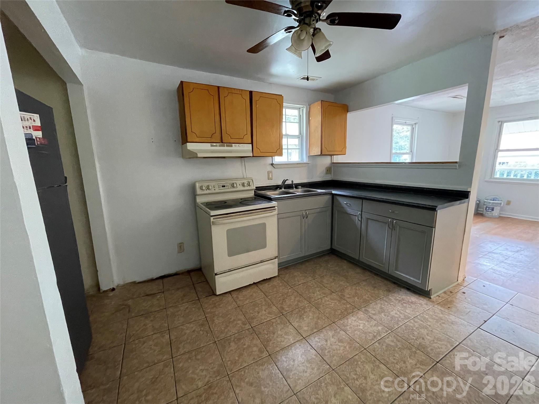 410 Mill Road Charlotte, NC 28216 - Photo 11 of 11