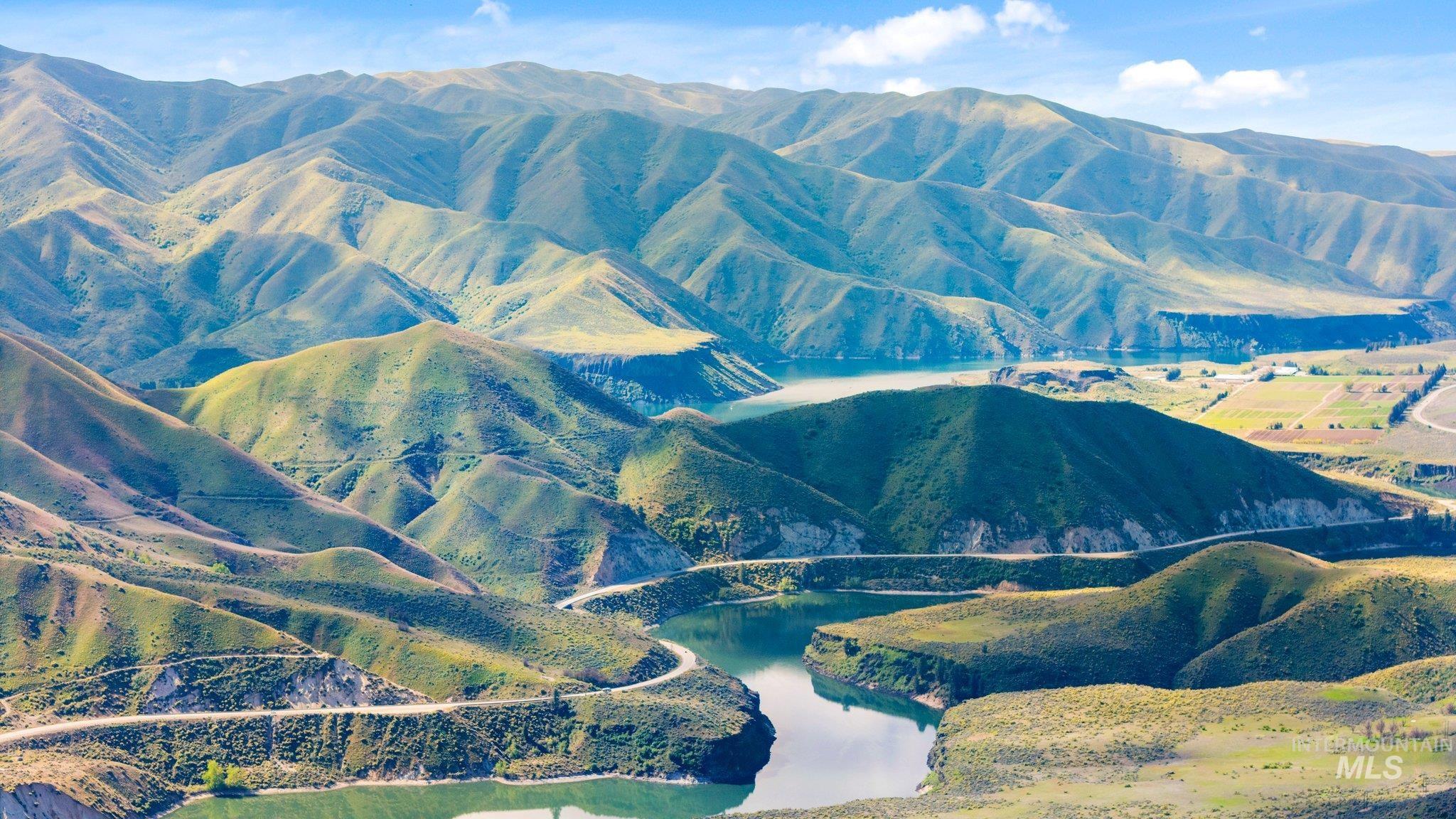 48 Robie Springs Road Boise, ID 83716 - Photo 9 of 50