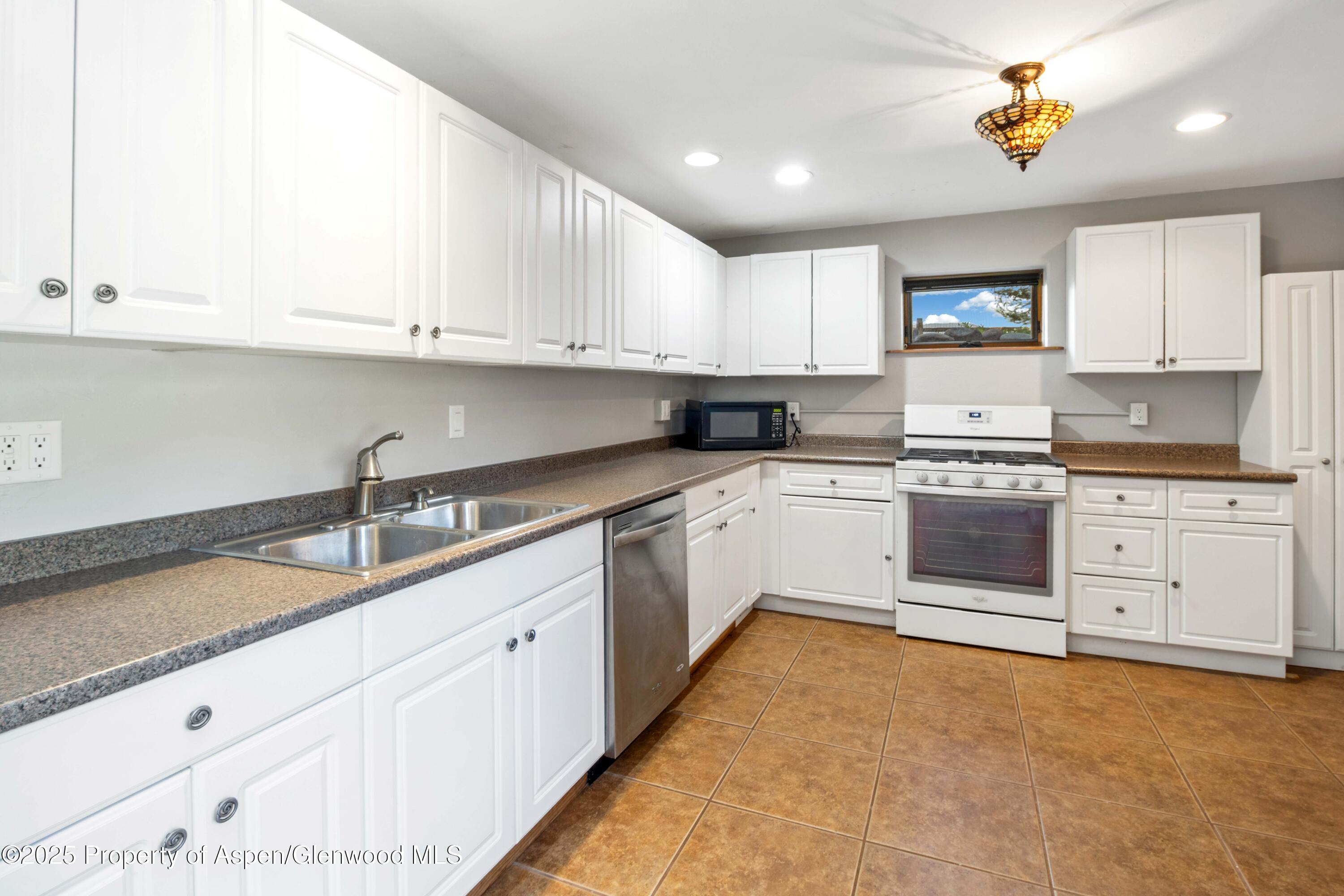 228 Midland Point Road Carbondale, CO 81623 - Photo 38 of 40 37