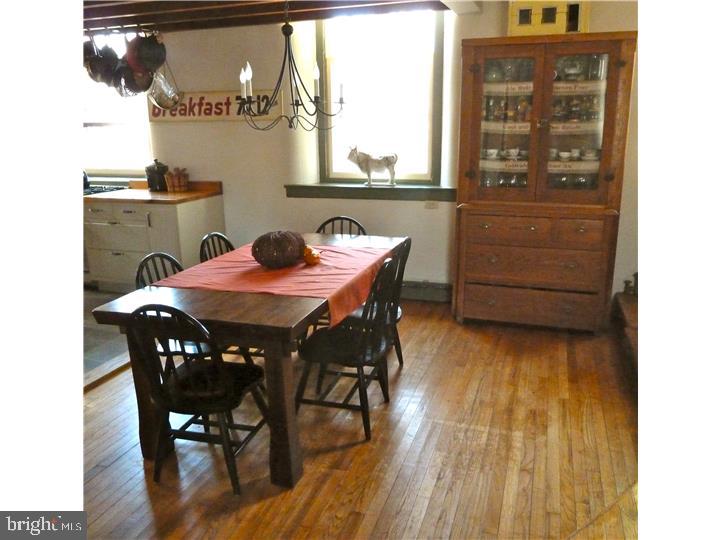 1525 Broad Run Road Downingtown, PA 19335 - Photo 8 of 25 Dining Room
