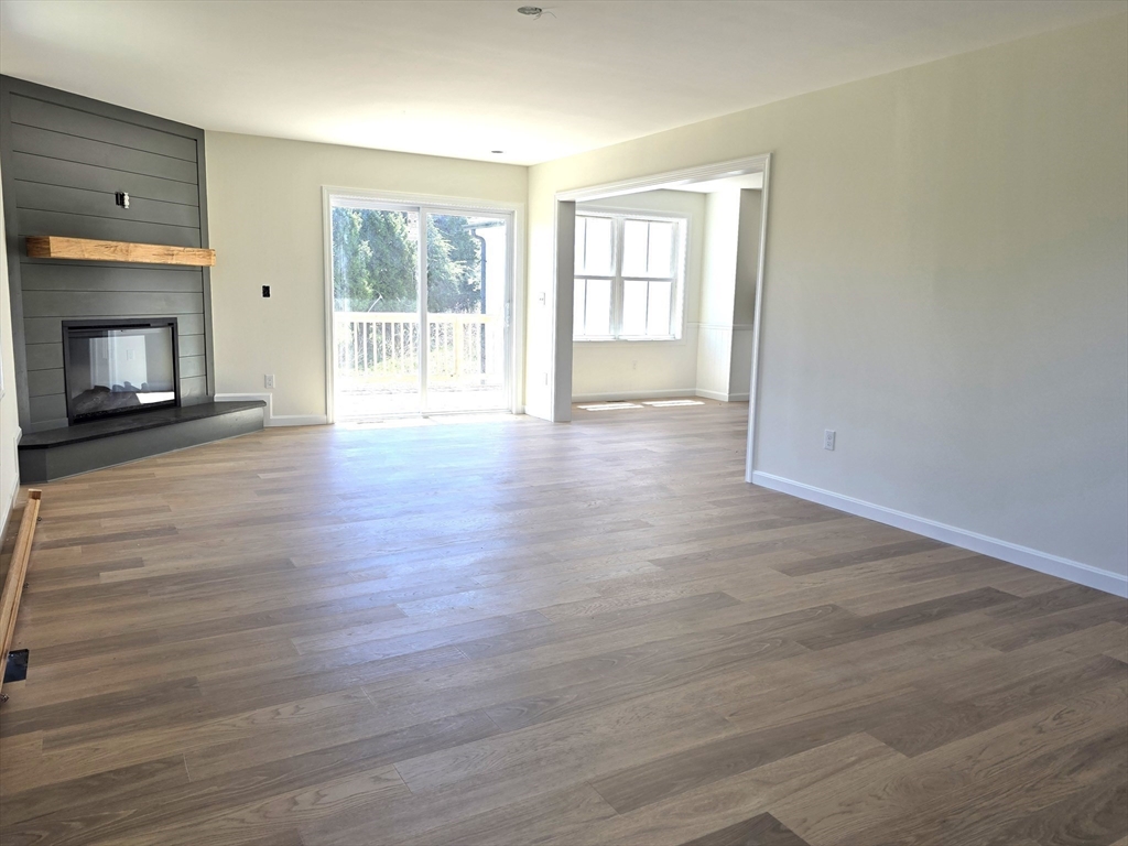 38 Hemlock Street Douglas, MA 01516 - Photo 12 of 42