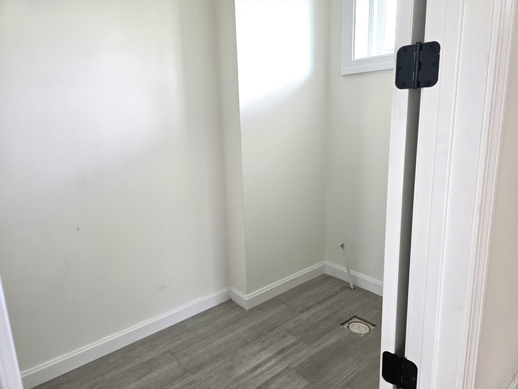 38 Hemlock Street Douglas, MA 01516 - Photo 13 of 42