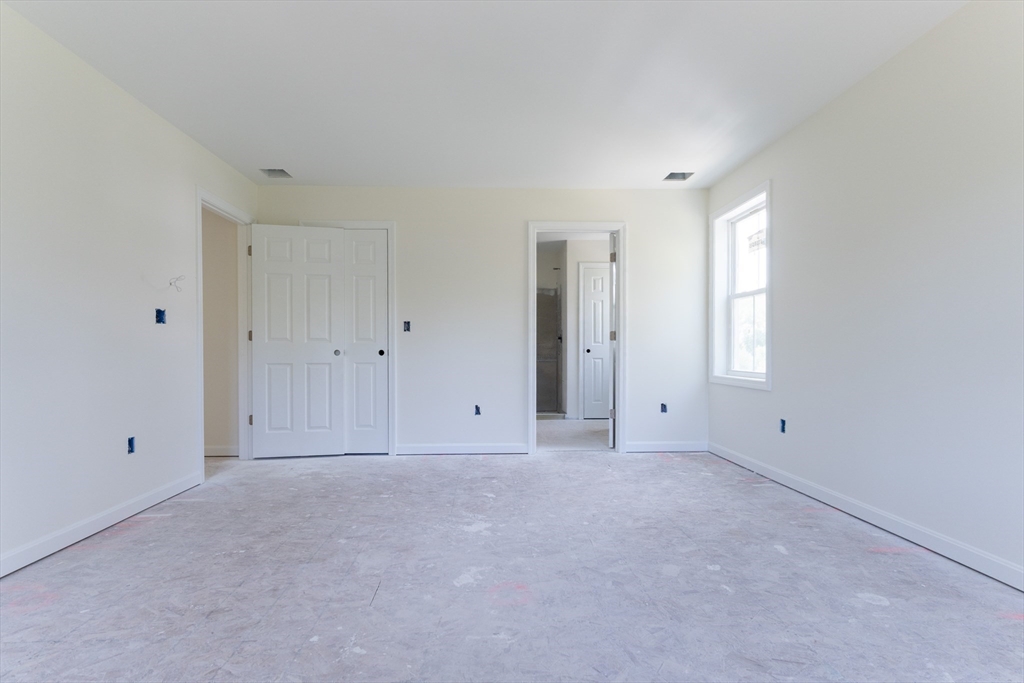 38 Hemlock Street Douglas, MA 01516 - Photo 17 of 42