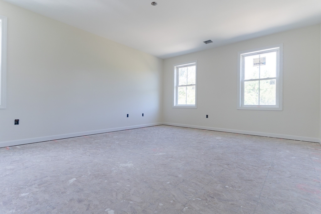 38 Hemlock Street Douglas, MA 01516 - Photo 20 of 42