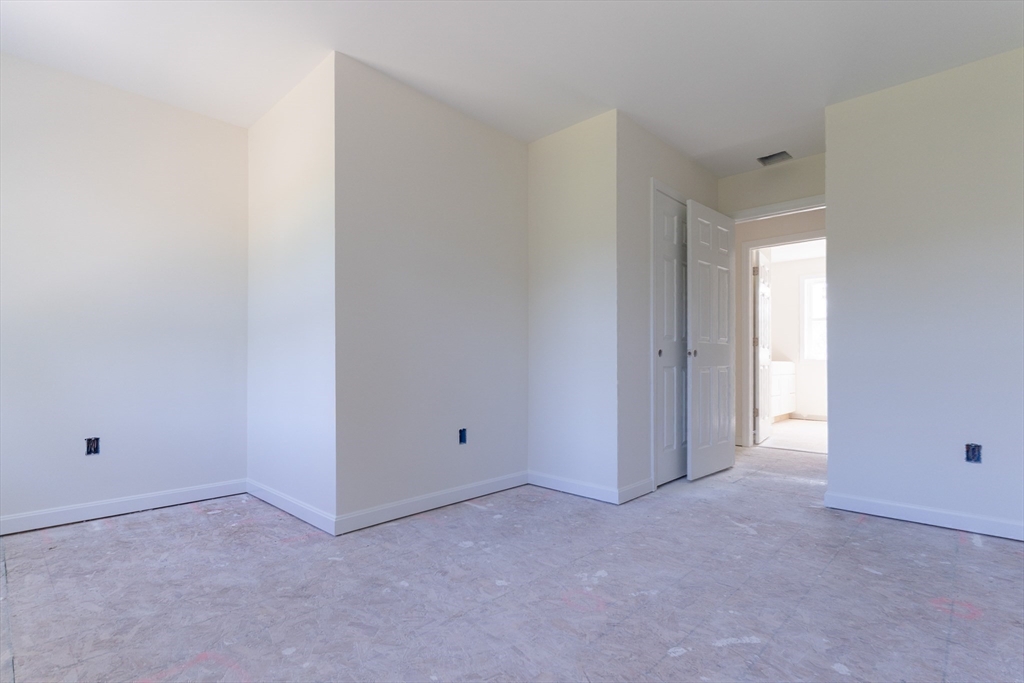 38 Hemlock Street Douglas, MA 01516 - Photo 33 of 42