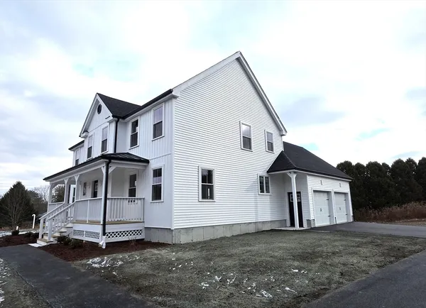 $814,900 | 38 Hemlock Street, Douglas, MA 01516