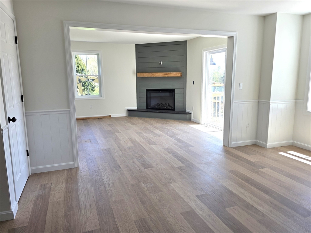38 Hemlock Street Douglas, MA 01516 - Photo 8 of 42