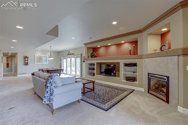 14197 South Furrow Road Larkspur, CO 80118 - Photo 25 of 37 Gallery Image 25