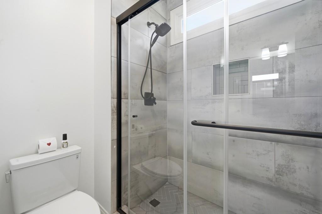 2185 Waldrop Road Marietta, GA 30066 - Photo 36 of 81
