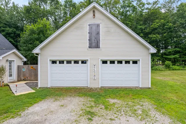 $299,000 | 23 Cottage Drive, Friendship, ME 04547