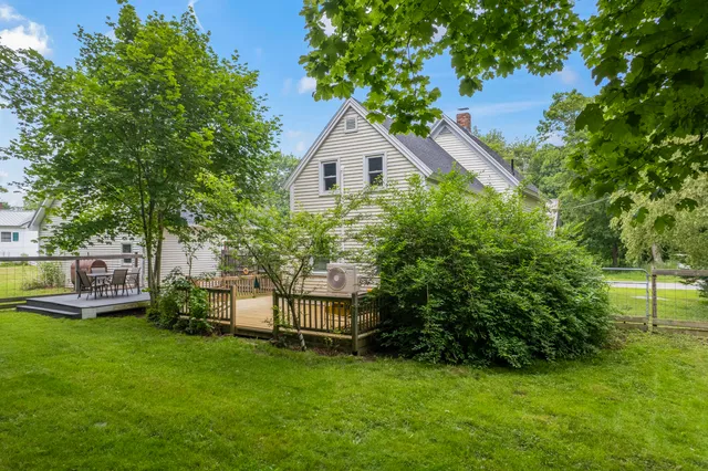 $299,000 | 23 Cottage Drive, Friendship, ME 04547