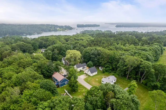 $299,000 | 23 Cottage Drive, Friendship, ME 04547