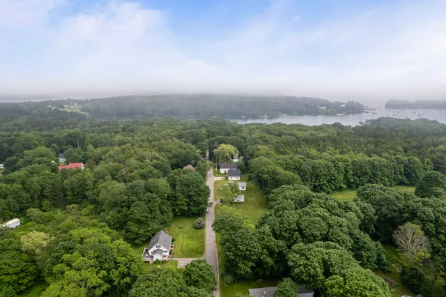 $299,000 | 23 Cottage Drive, Friendship, ME 04547