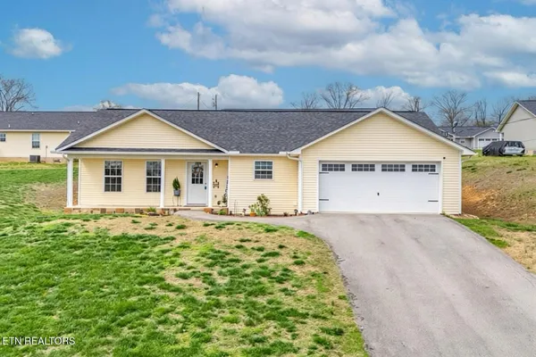 $267,400 | 2026 Jonathan Drive, White Pine, TN 37890