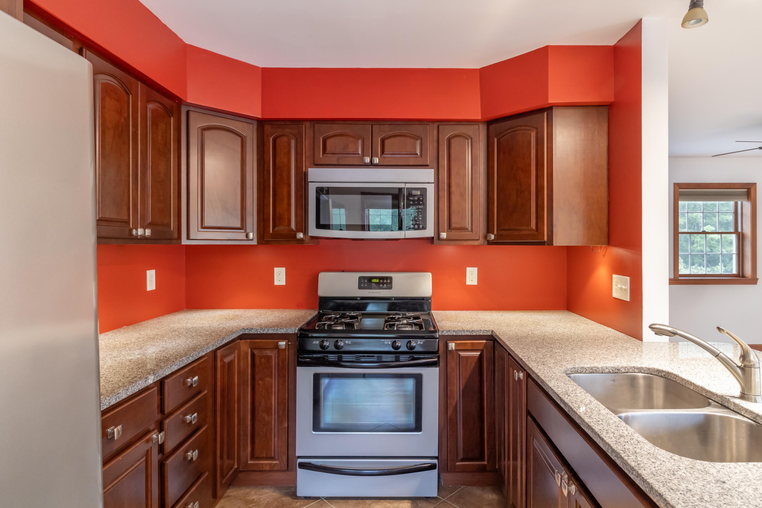 25 Meadow Road Winterport, ME 04496 - Photo 61 of 122 25 Meadow Road Interiors-27