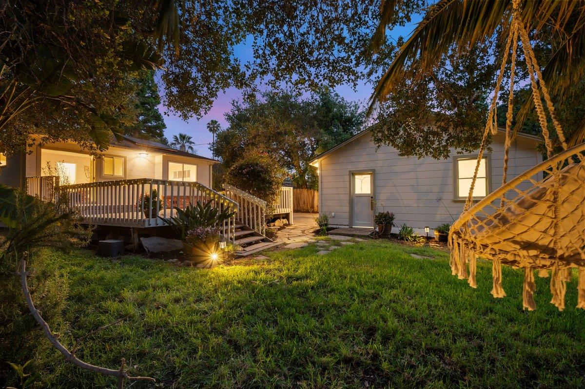 1306 Edgewood Road Redwood City, CA 94062 - Photo 4 of 77