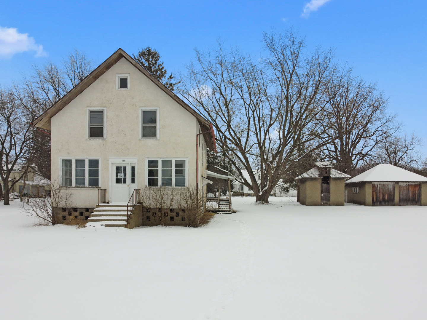 235 3rd Street Capron, IL 61012 - Photo 6 of 25